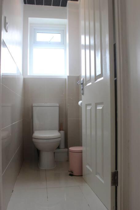 Private & Comfortable 2 Bedroom Home Away From Home ستانويل المظهر الخارجي الصورة